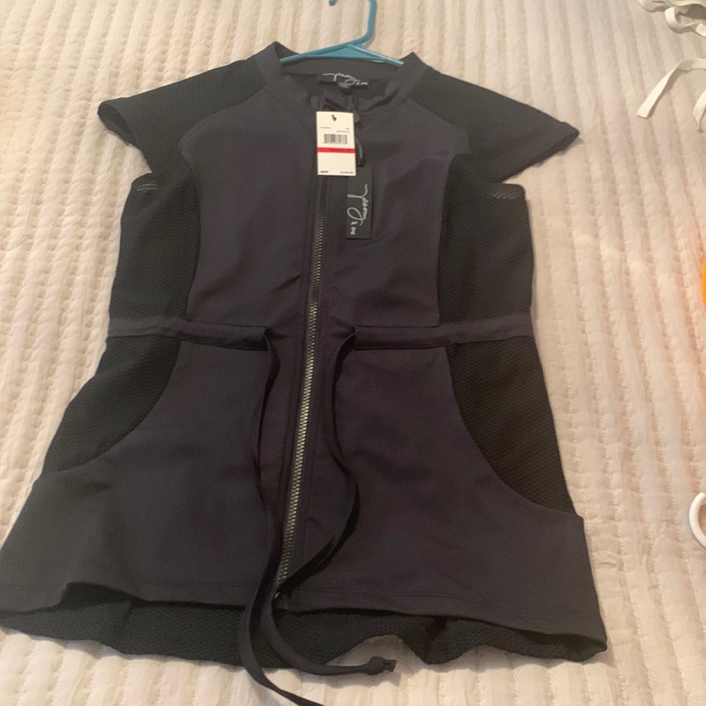 NWT Peony and me black on black shirt sleeve jacket